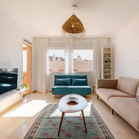 Riviera Retreat With Private Rooftop And Sea Views Apartment